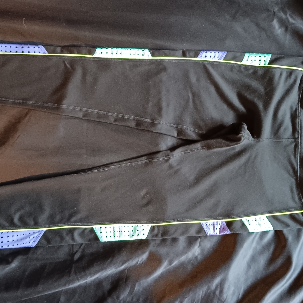 Womans VS Black Athletic Pants